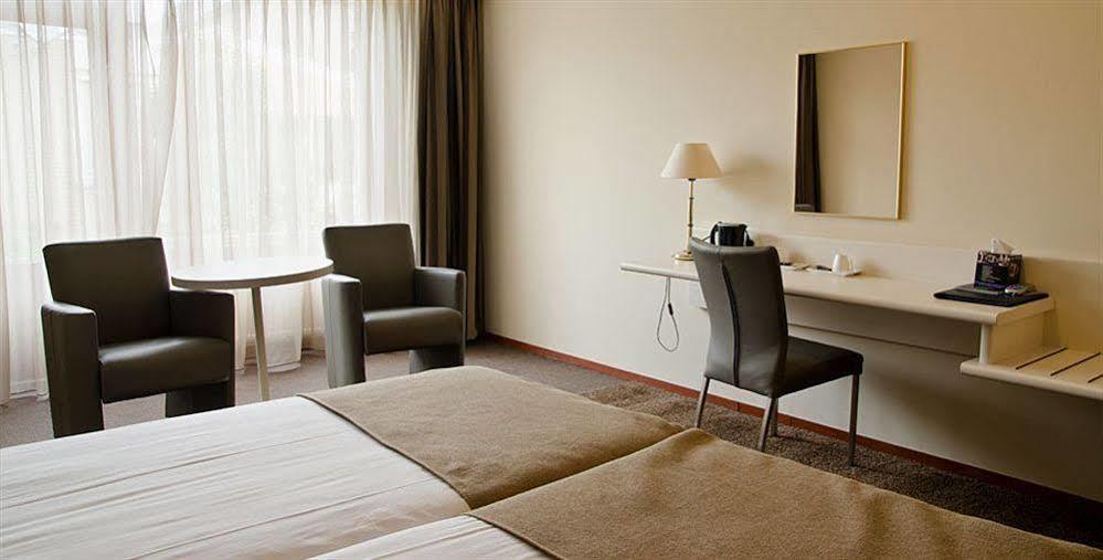 Hotel De Naaldhof 오스 외부 사진